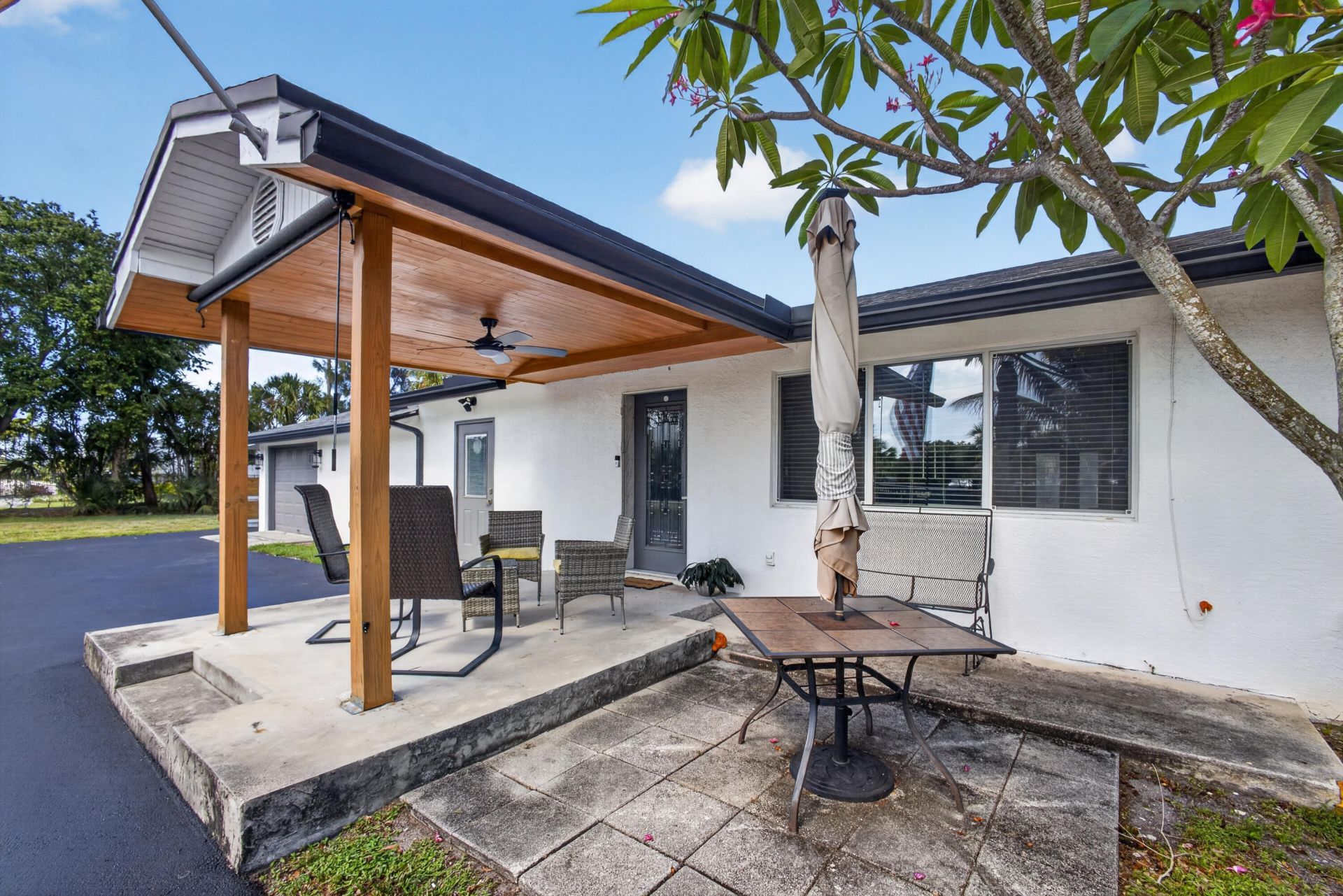 5500 West Place, Mangonia Park, FL 33407 Photo