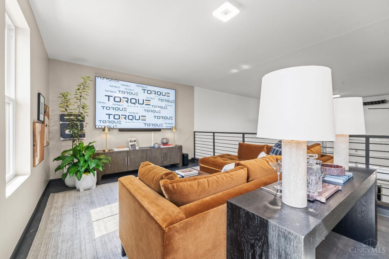 4477 Thirty Fourth Avenue, Unit 20, Cincinnati, OH 45209 Main Photo