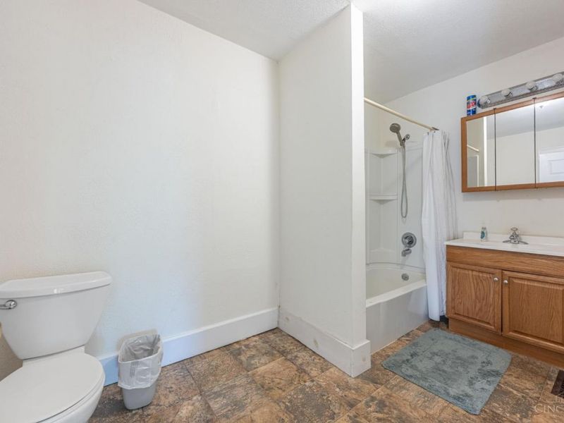 2210 Arlington, Middletown, OH 45044 Photo 26