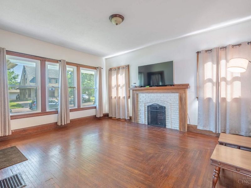 2210 Arlington, Middletown, OH 45044 Photo 5