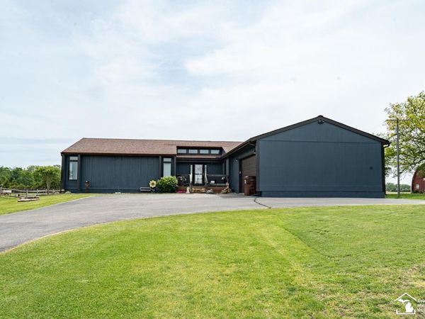 7338 Turk Road, Ottawa Lake, MI 49267