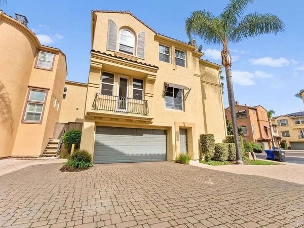 2712 Villas Way, San Diego, CA 92108