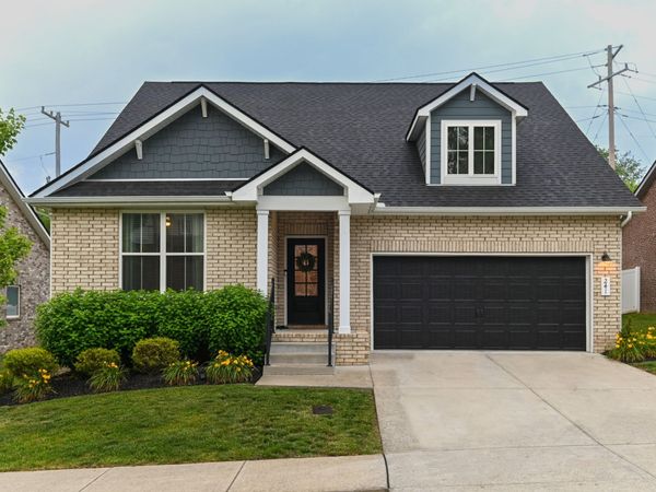 241 Griffin Ln, Gallatin, TN 37066