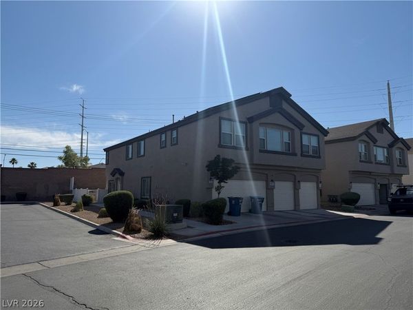 4647 Dealers Choice Way , Unit 103, Las Vegas, NV 89122