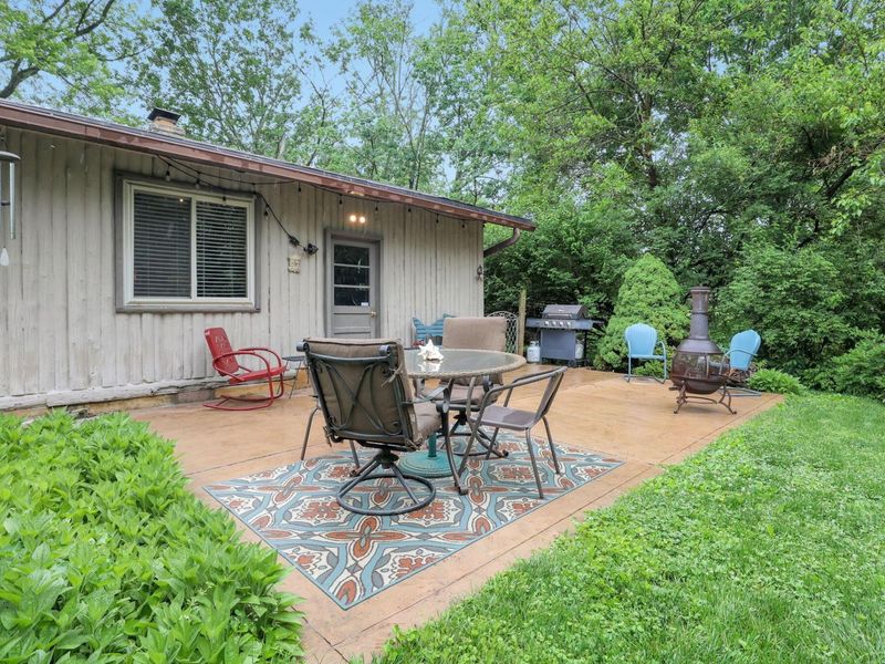 1401 E Choctaw Drive, London, OH 43140 Photo 16