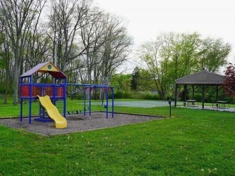 1401 E Choctaw Drive, London, OH 43140 Photo 30