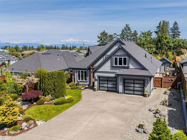 694 Lowry's Rd , French Creek, BC V9P 0C5