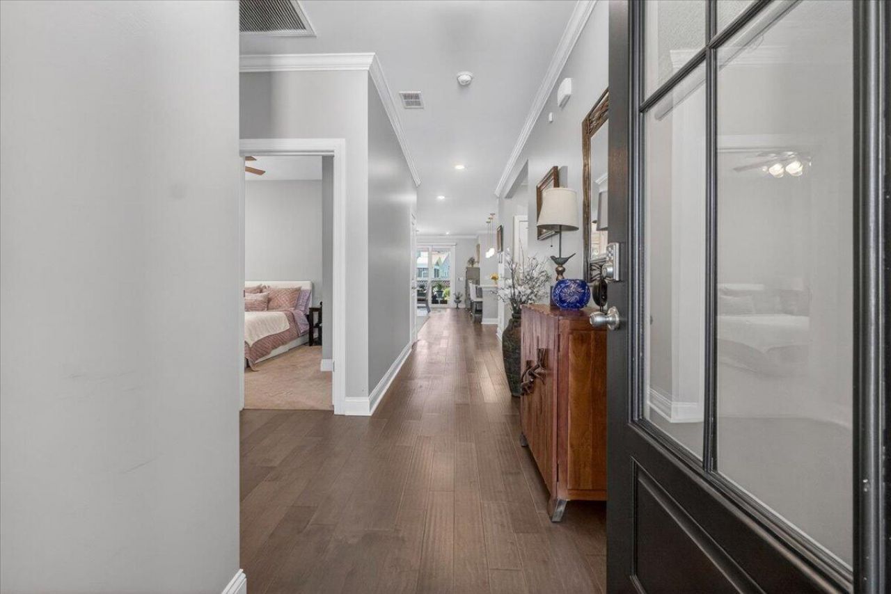 177 Whaler Avenue Photo 4