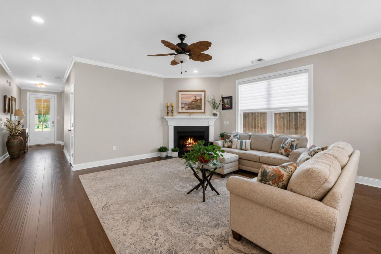 177 Whaler Avenue Photo 6