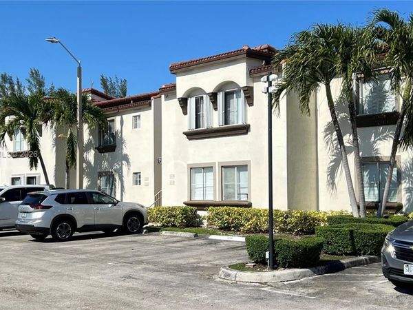 1132 NW 125th Path , Unit 204, Miami, FL 33182