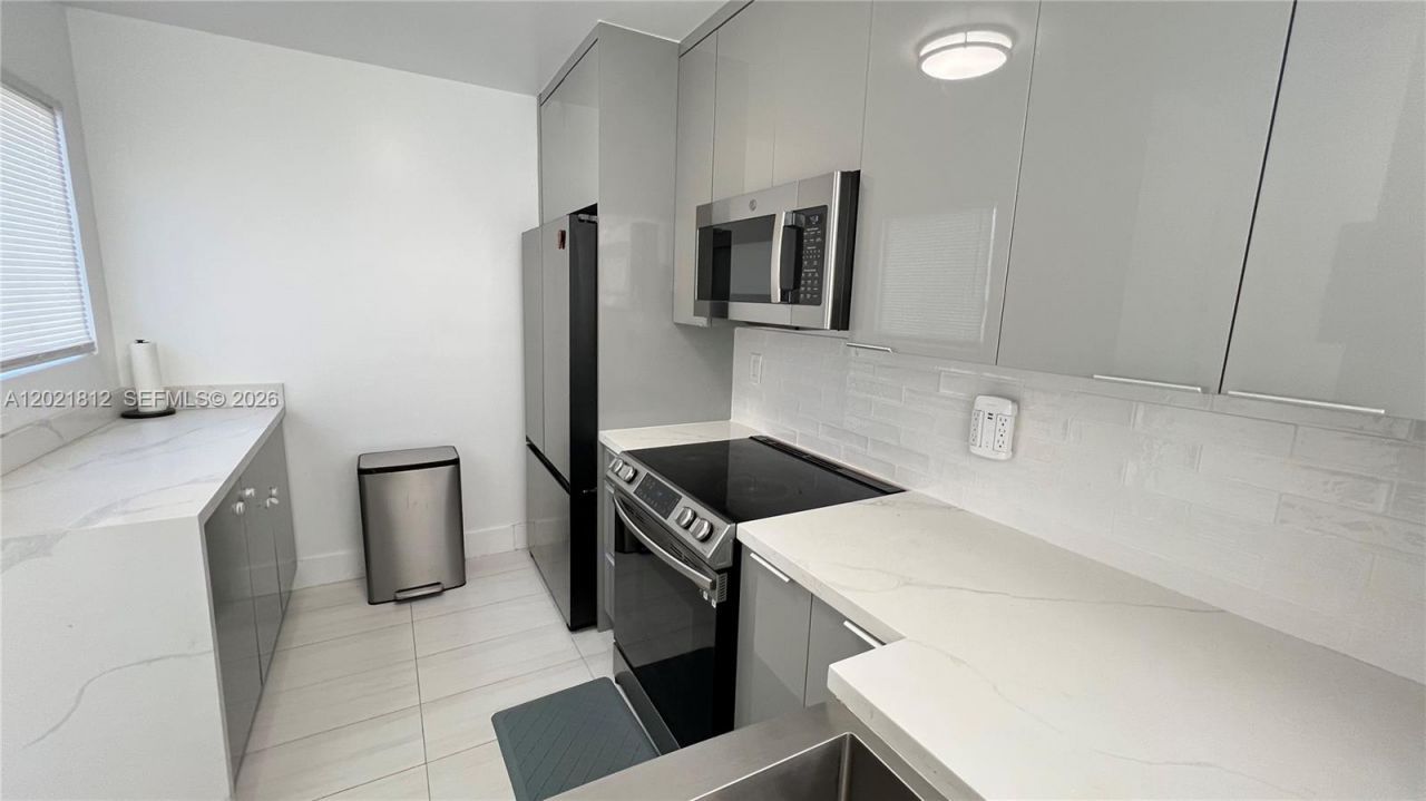 1132 NW 125th Path , Unit 204, Miami, FL 33182 Photo