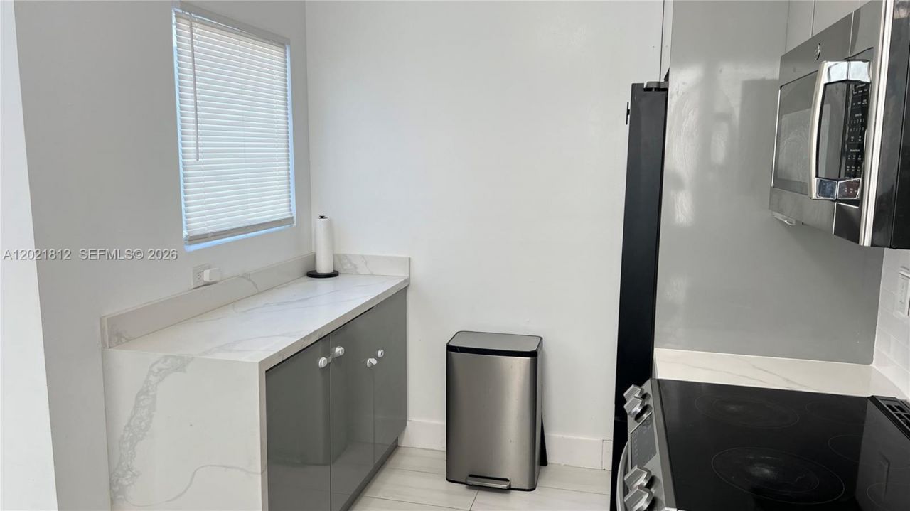 1132 NW 125th Path , Unit 204, Miami, FL 33182 Photo