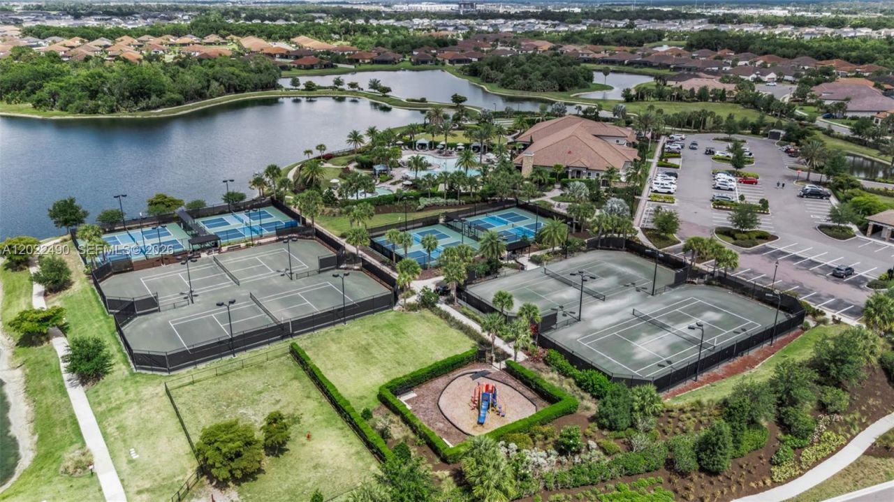 5618 Caserta Court, Bradenton, FL 34221 Photo