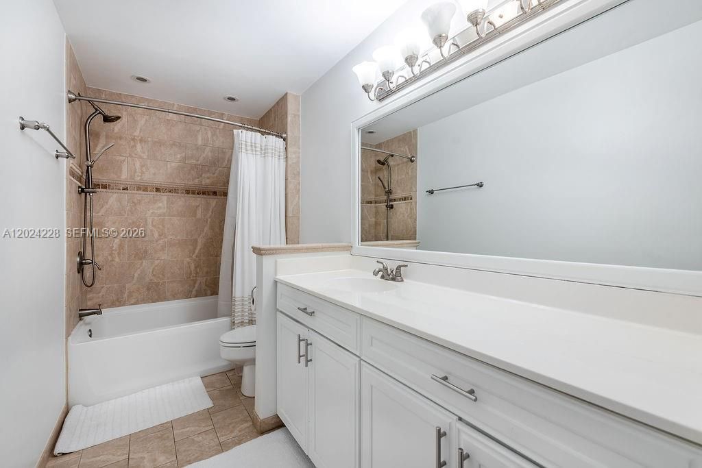 6256 Lansdowne Cir, Boynton Beach, FL 33472 Photo