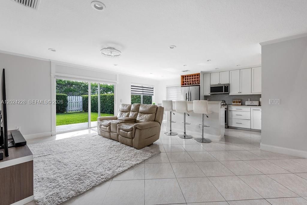 6256 Lansdowne Cir, Boynton Beach, FL 33472 Photo