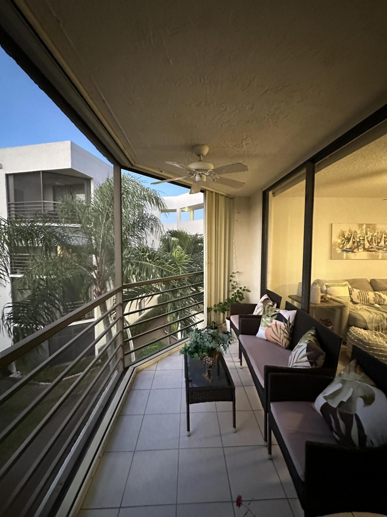 3138 Via Poinciana, Unit 317, Lake Worth, FL 33467 Photo