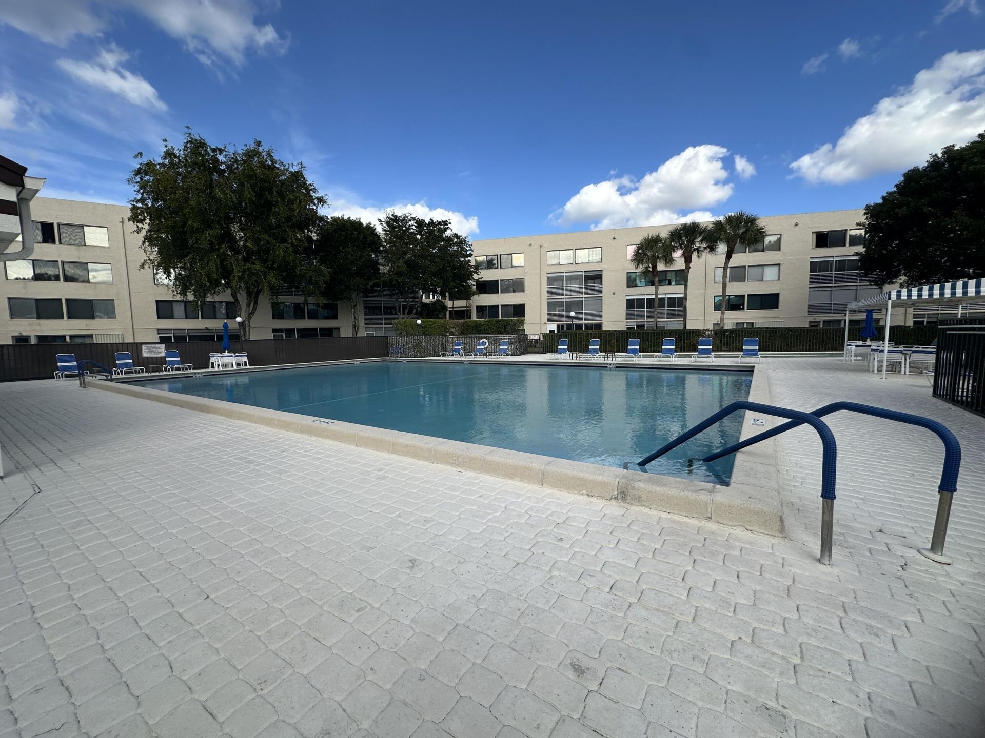 3138 Via Poinciana, Unit 317, Lake Worth, FL 33467 Photo