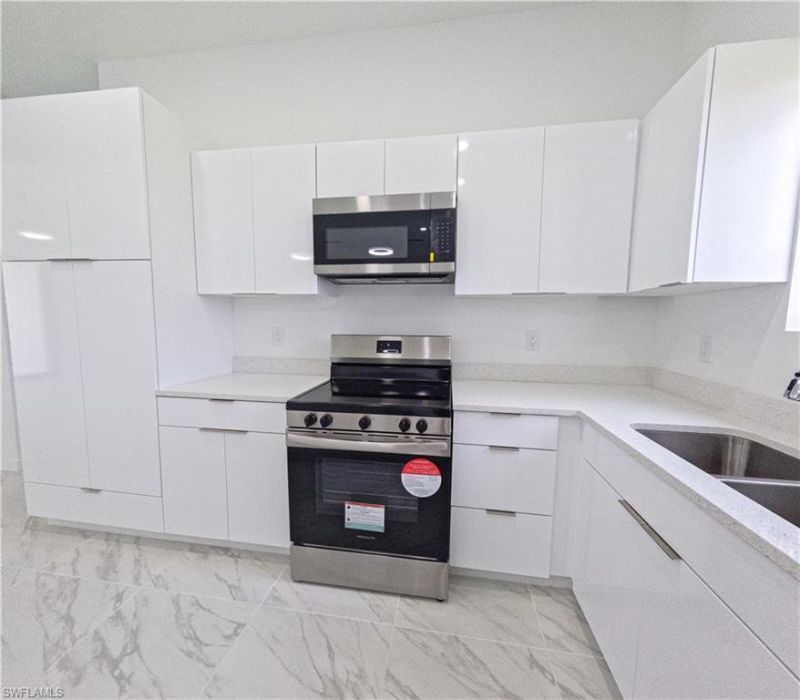 2227 NW 3rd Ave , Cape Coral, FL 33993 Photo