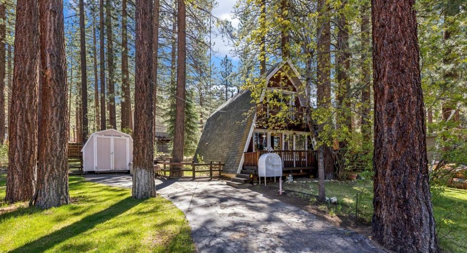 1627 Andy Jo Circle, South Lake Tahoe, CA 96150 Photo