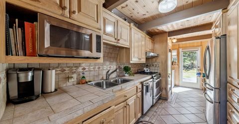 1627 Andy Jo Circle, South Lake Tahoe, CA 96150 Photo
