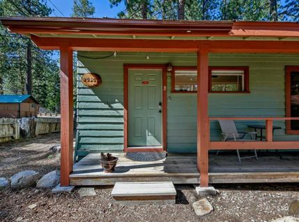 2026 15th Street, South Lake Tahoe, CA 96150 Photo