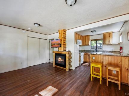2026 15th Street, South Lake Tahoe, CA 96150 Photo