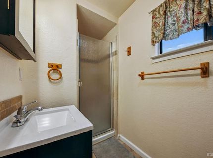 2026 15th Street, South Lake Tahoe, CA 96150 Photo