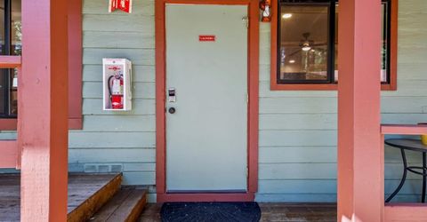 2026 15th Street, South Lake Tahoe, CA 96150 Photo