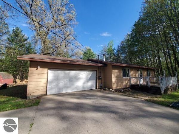 4022 Chippewa Trail, Hale, MI 48739