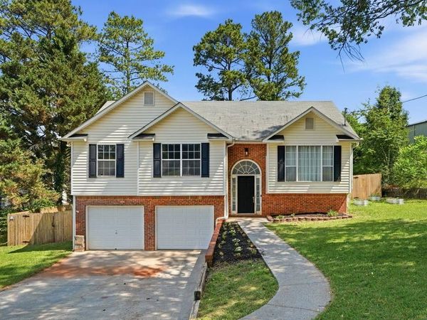 201 Hickory Lane , Cartersville, GA 30120
