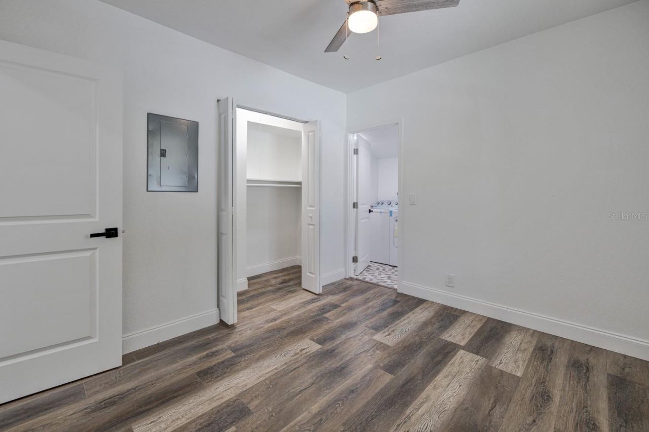 736 Jackson Street N, Unit 2, Saint Petersburg, FL 33705 Photo