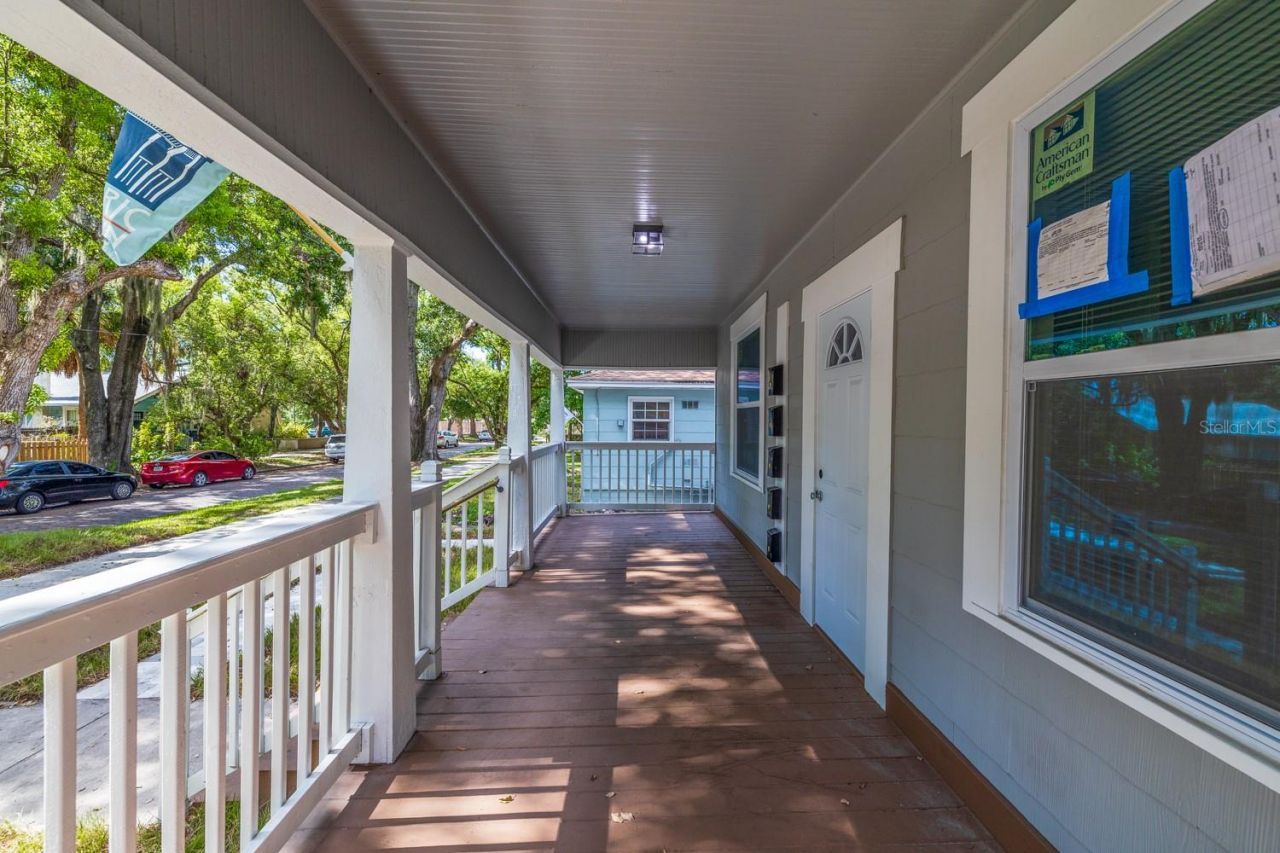 736 Jackson Street N, Unit 2, Saint Petersburg, FL 33705 Photo