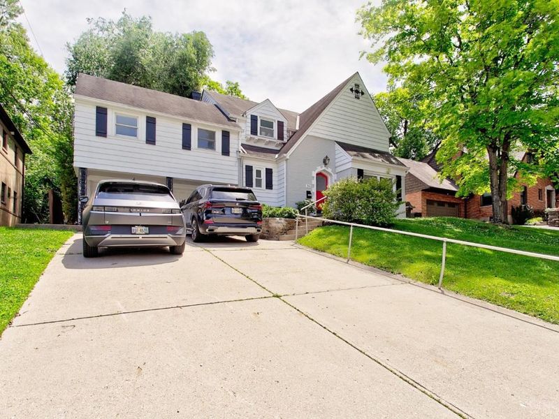 944 Ellison Avenue, Cincinnati, OH 45226 Photo 2