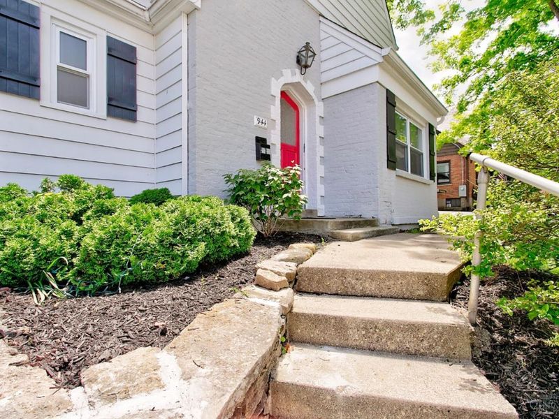944 Ellison Avenue, Cincinnati, OH 45226 Photo 3