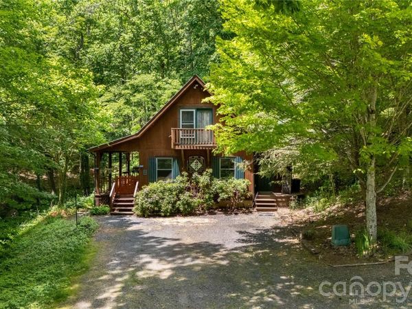 8 Westward Way , Bakersville, NC 28705