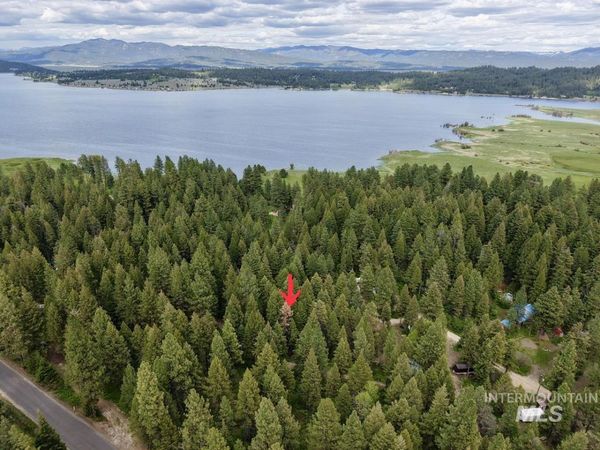 518 Susan Road, Cascade, ID 83611