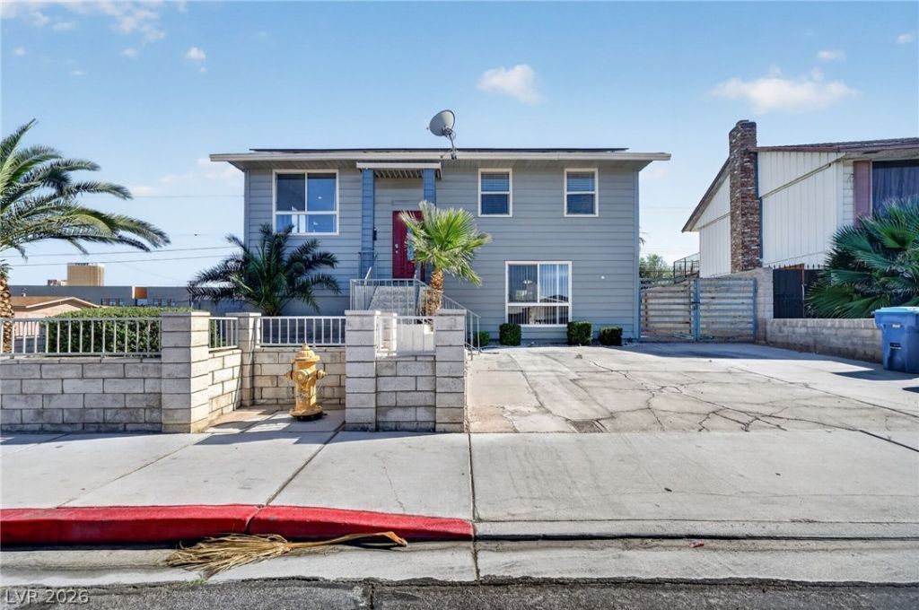 3001 Merritt Avenue, Las Vegas, NV 89102 Main Photo