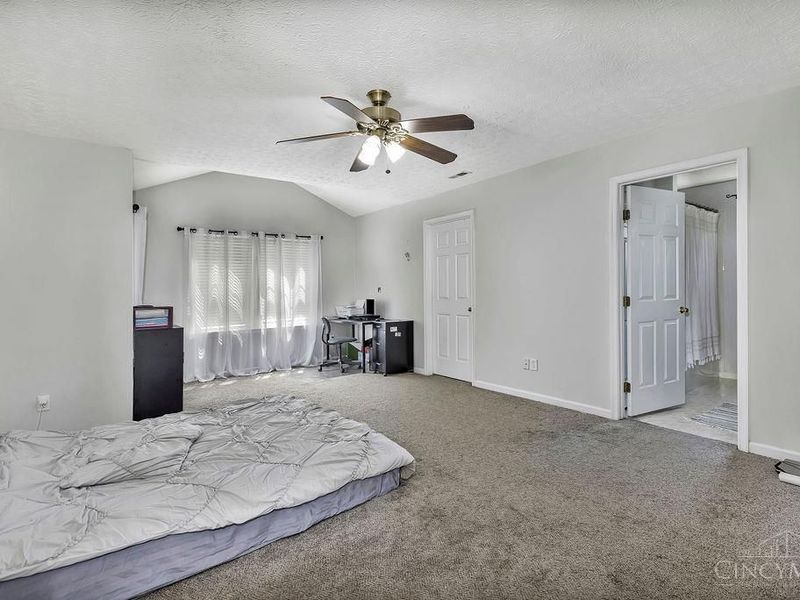 7960 Trinity Shore Circle, Liberty Township, OH 45044 Photo 15