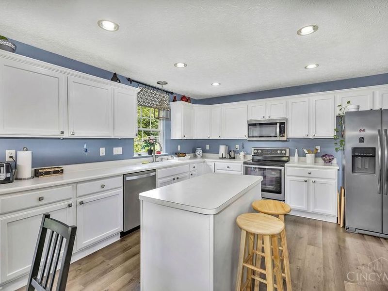 7960 Trinity Shore Circle, Liberty Township, OH 45044 Photo 3