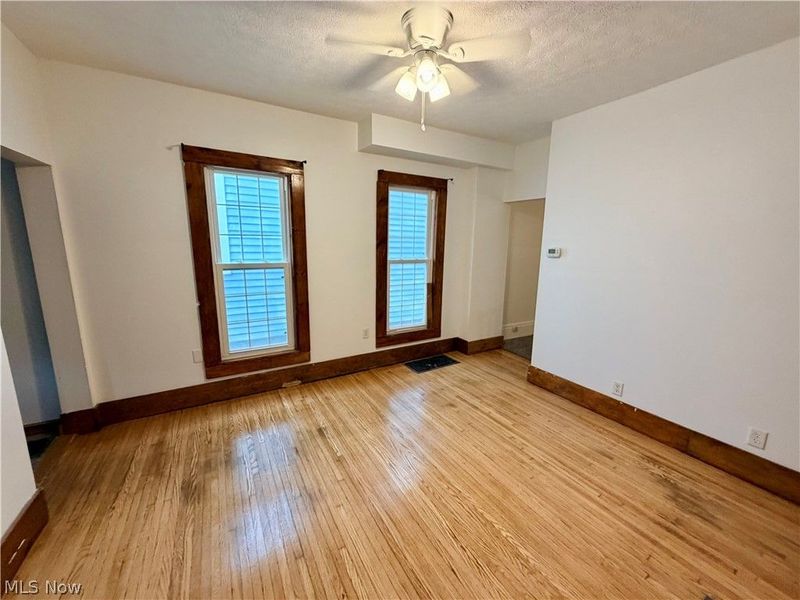 4254 Harrison Street, Bellaire, OH 43906 Photo 4