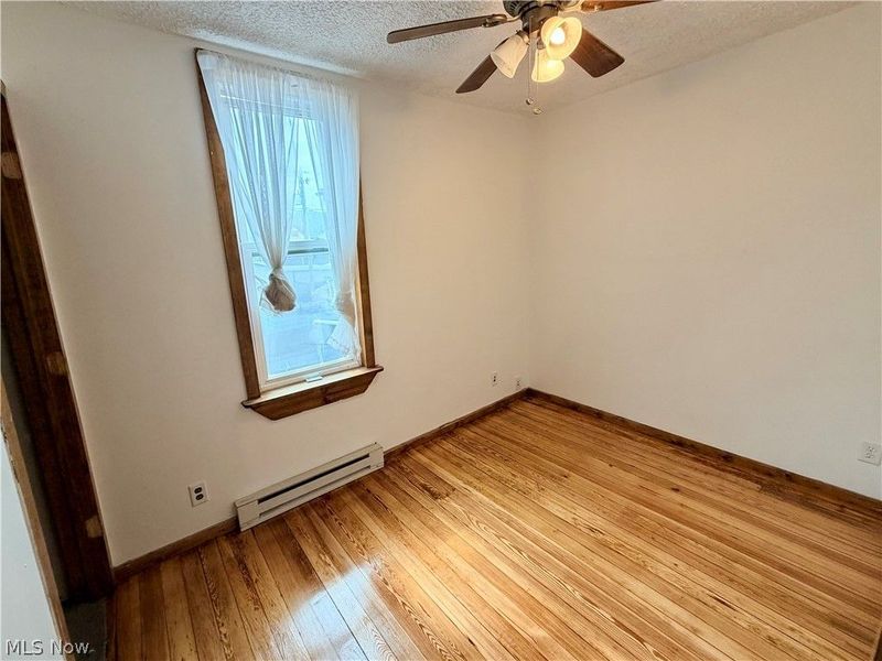 4254 Harrison Street, Bellaire, OH 43906 Photo 9