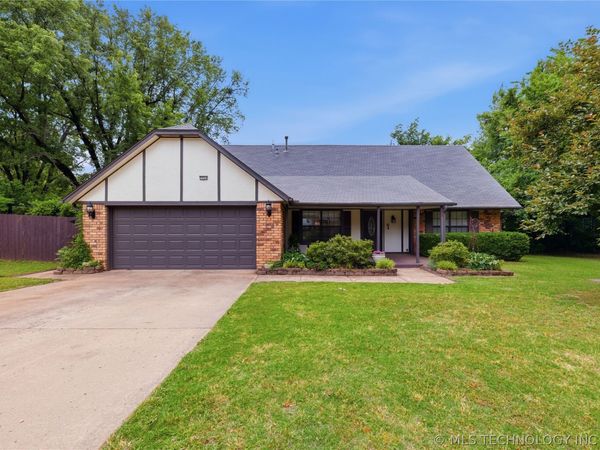 7504 S Juniper Avenue , Broken Arrow, OK 74011