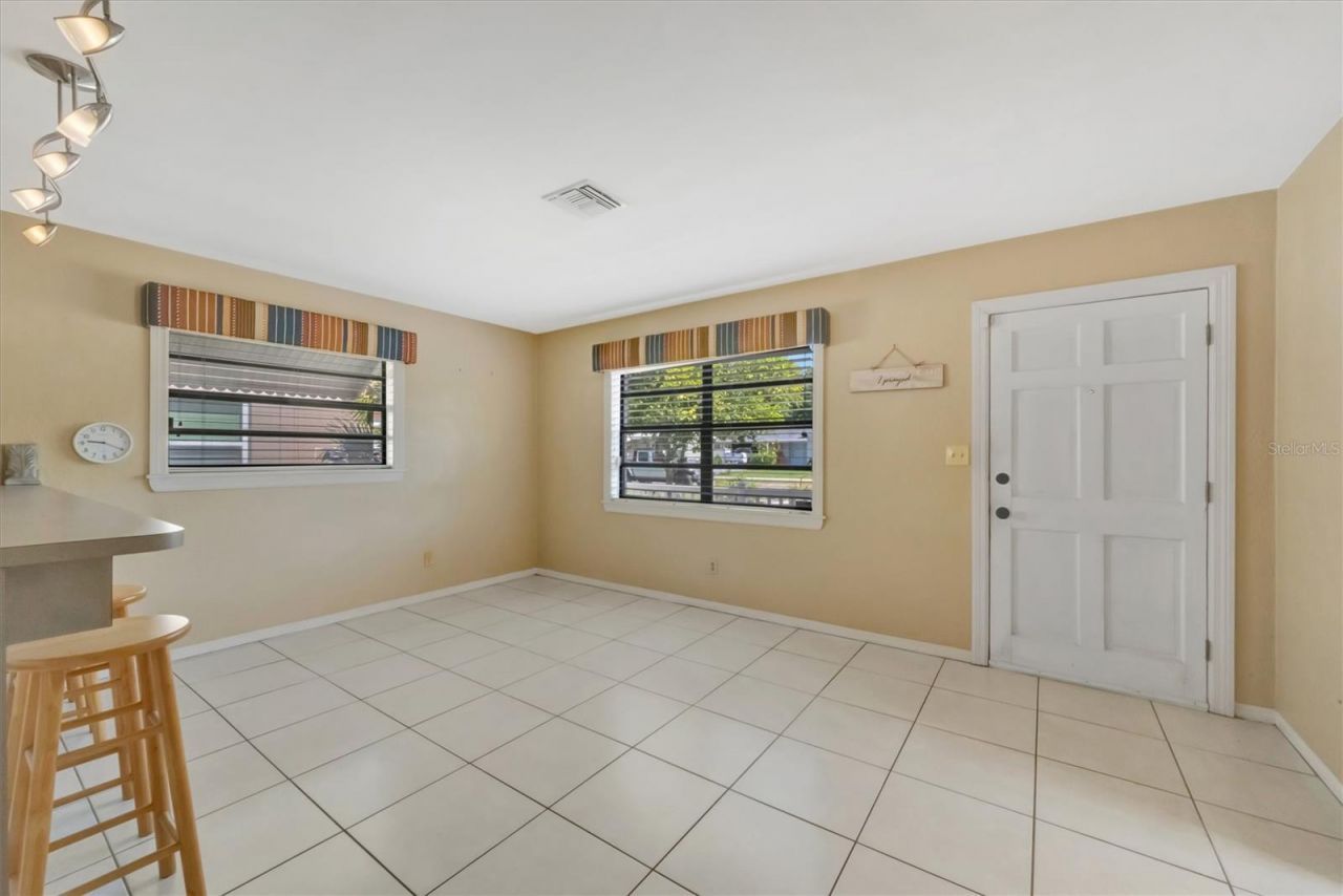 5630 13th Avenue N, Saint Petersburg, FL 33710 Photo