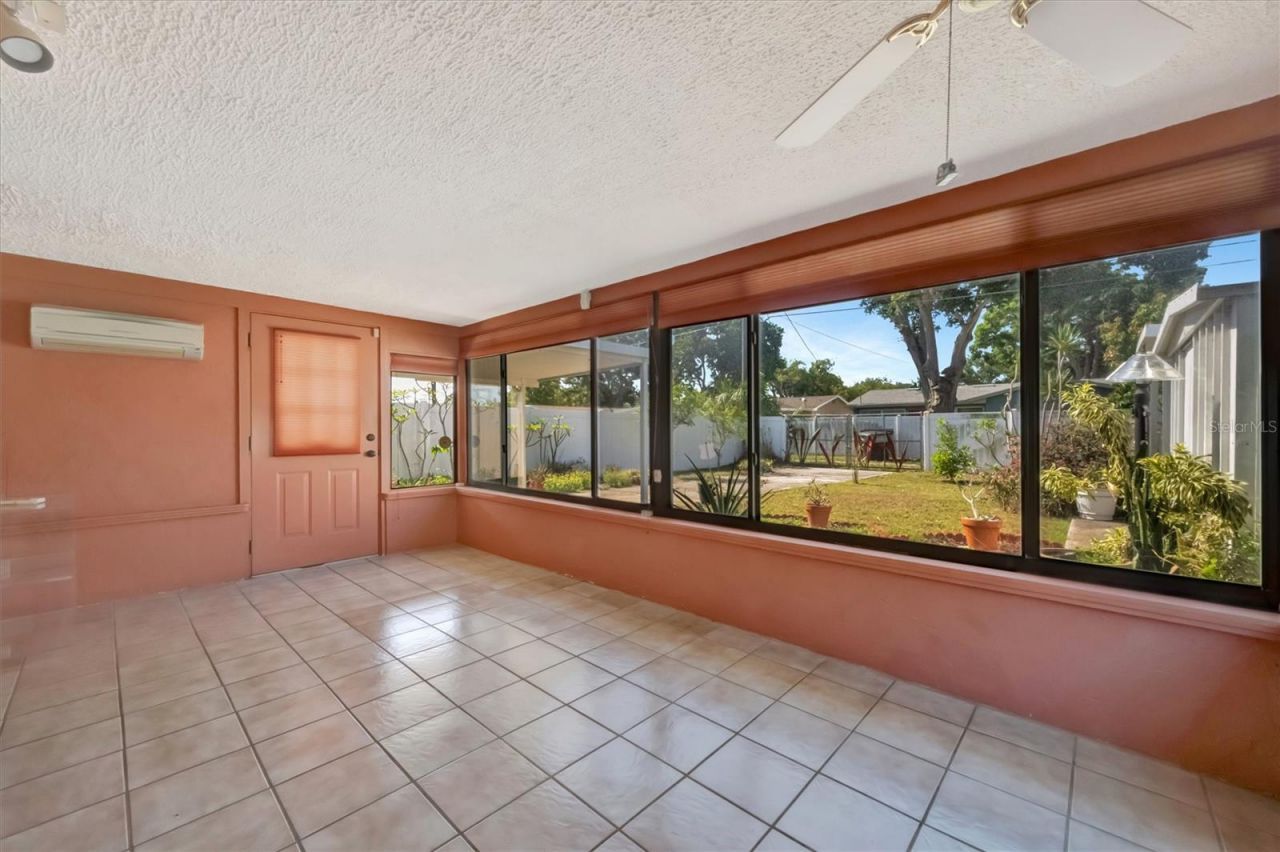 5630 13th Avenue N, Saint Petersburg, FL 33710 Photo