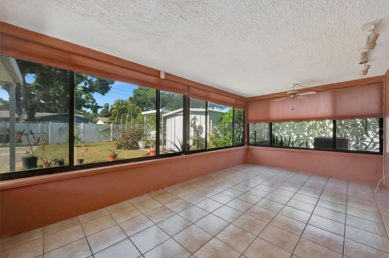 5630 13th Avenue N, Saint Petersburg, FL 33710 Photo