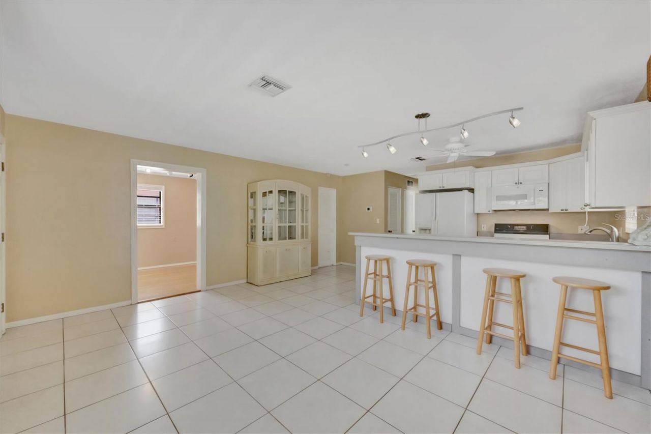 5630 13th Avenue N, Saint Petersburg, FL 33710 Photo