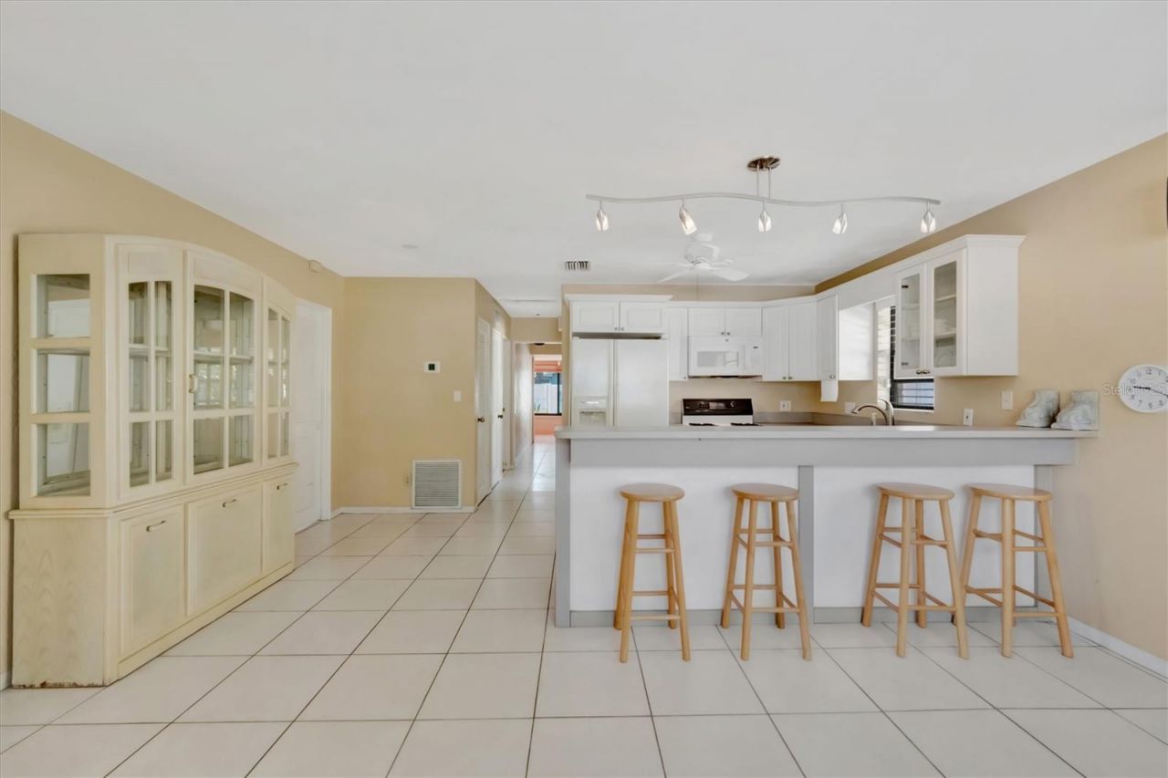 5630 13th Avenue N, Saint Petersburg, FL 33710 Photo