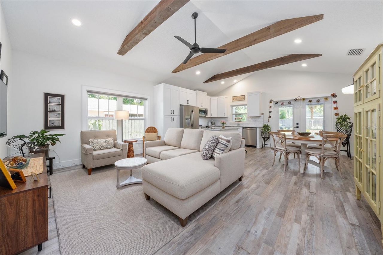 964 N Grandview Street , Mount Dora, FL 32757 Photo
