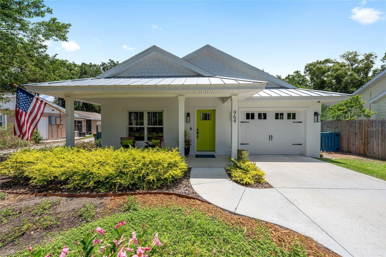 964 N Grandview Street , Mount Dora, FL 32757 Photo