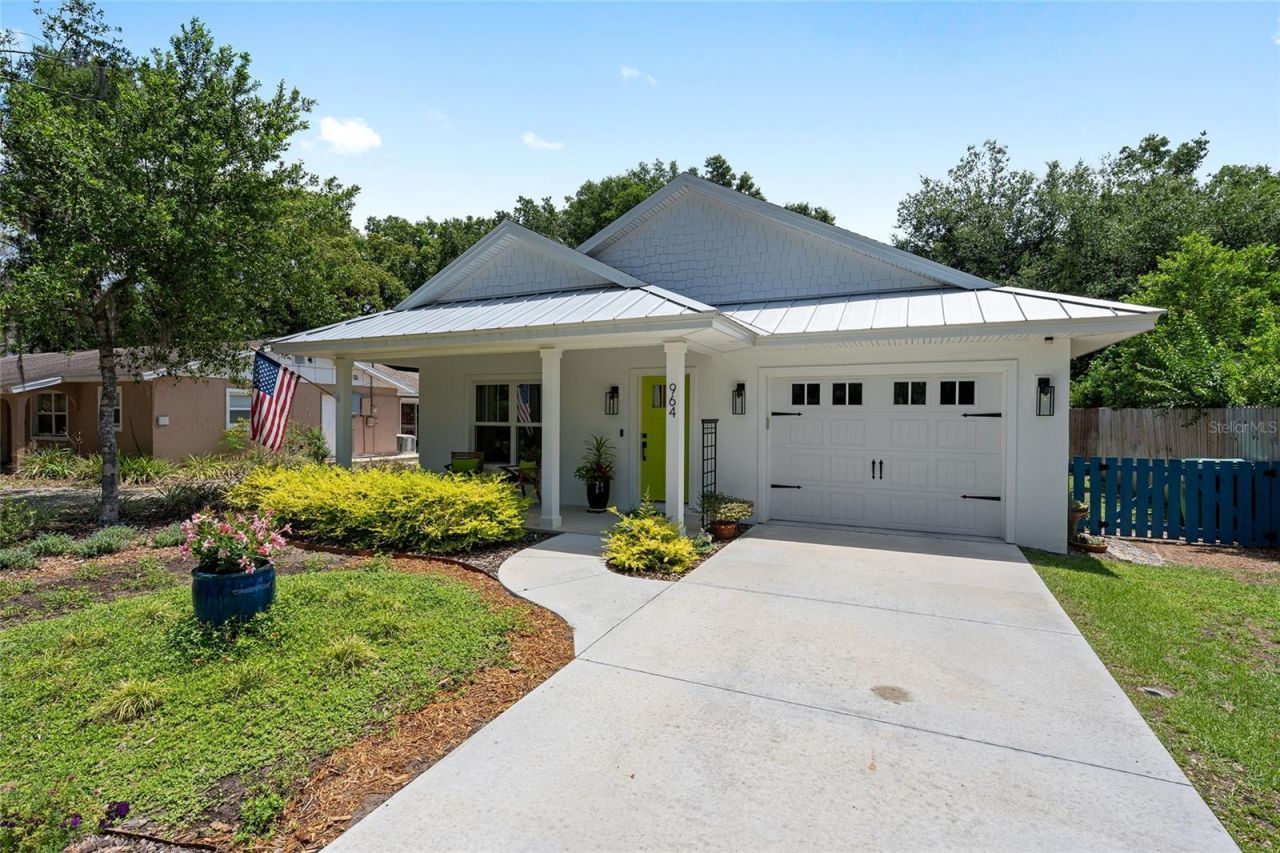 964 N Grandview Street , Mount Dora, FL 32757 Photo